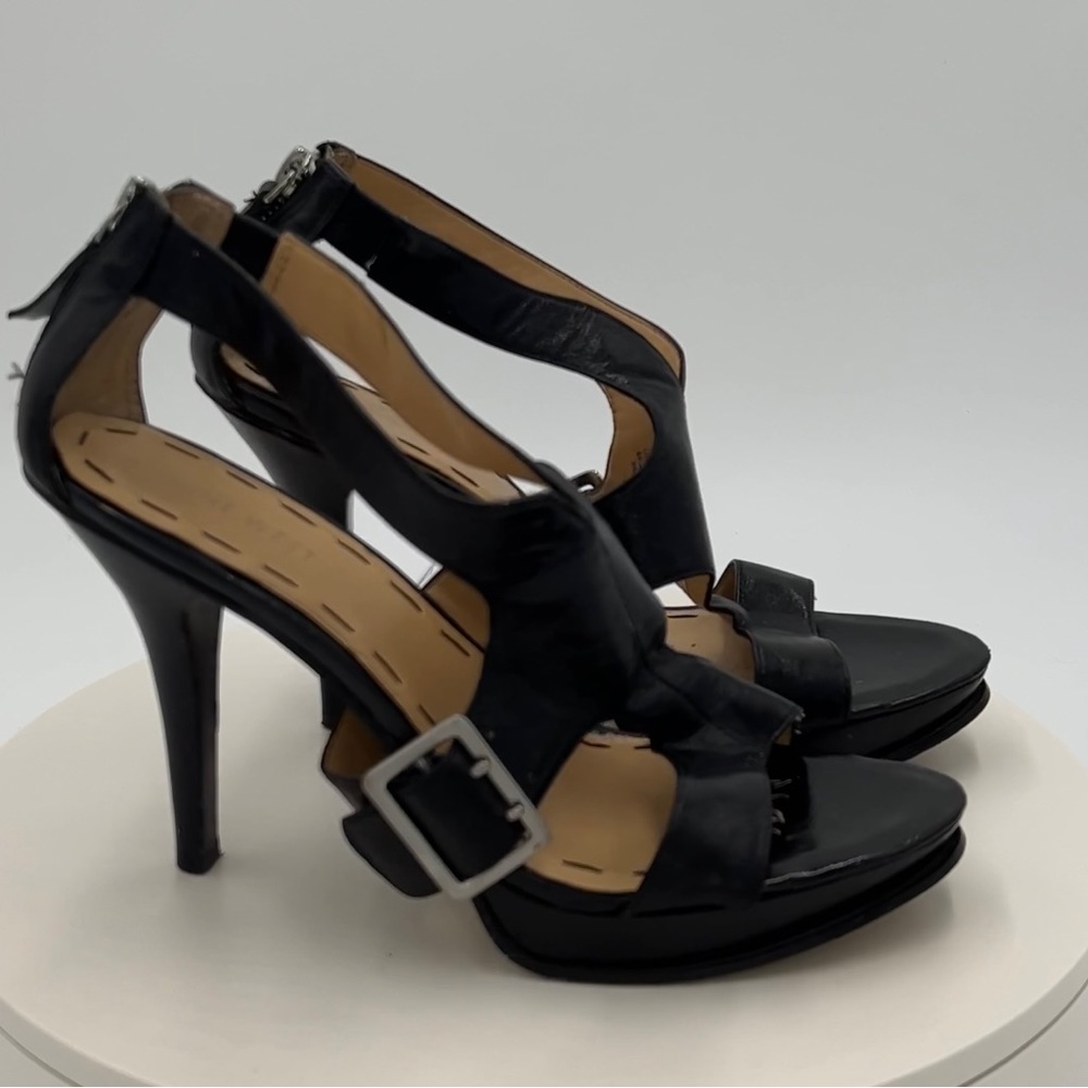 Nine West high heel sandals size 8.5